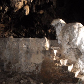 akrotiri-cave-bare-shape-big-stalagmit-monastery-gouverneto-akrotiri-chania-crete.