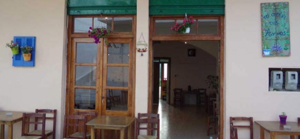 annas-tavern-coffee-shop-voutas-paleochora-south-chania-crete
